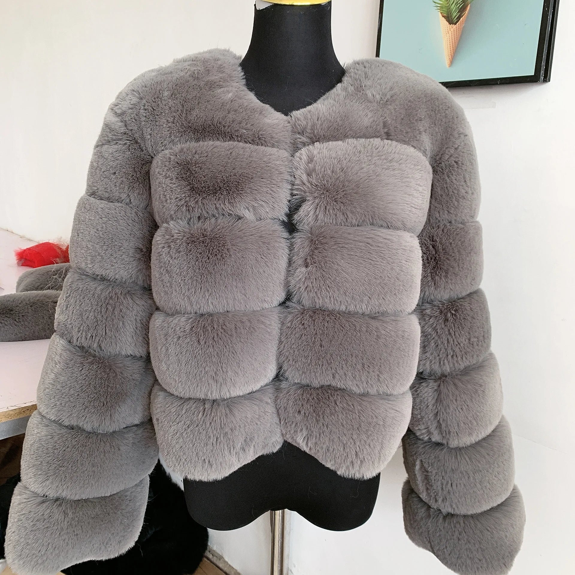 Amélie Vogue Foxiness Winter Coat | Stylish & Warm