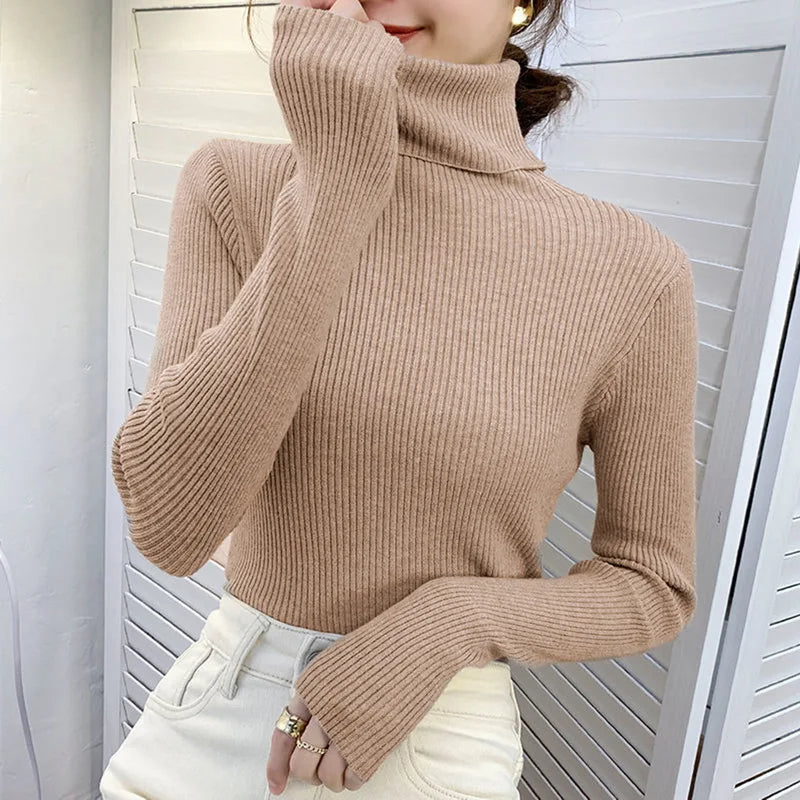 Sara Turtleneck | Soft & Trendy