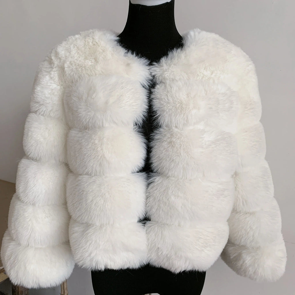 Amélie Vogue Foxiness Winter Coat | Stylish & Warm