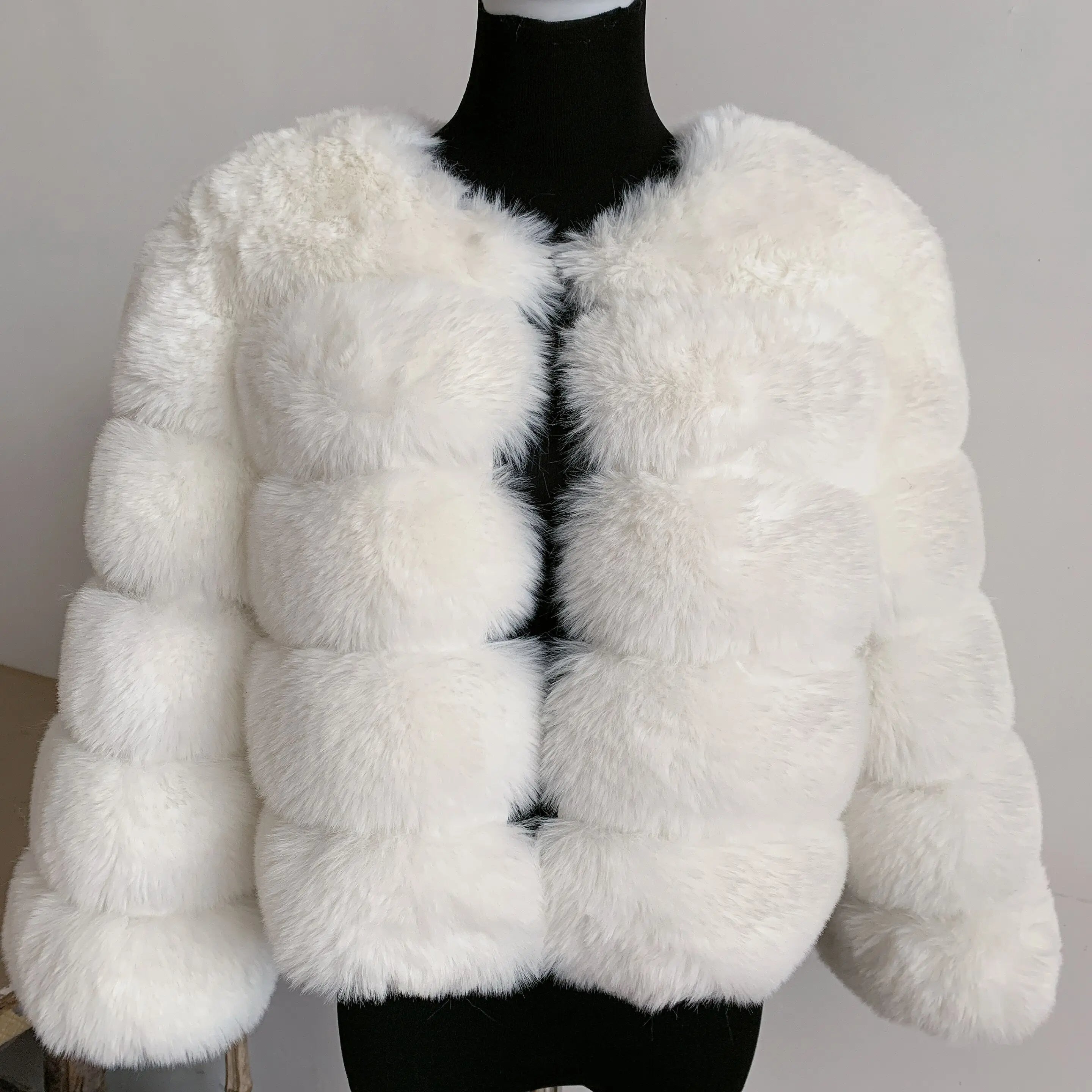 Amélie Vogue Foxiness Winter Coat | Stylish & Warm