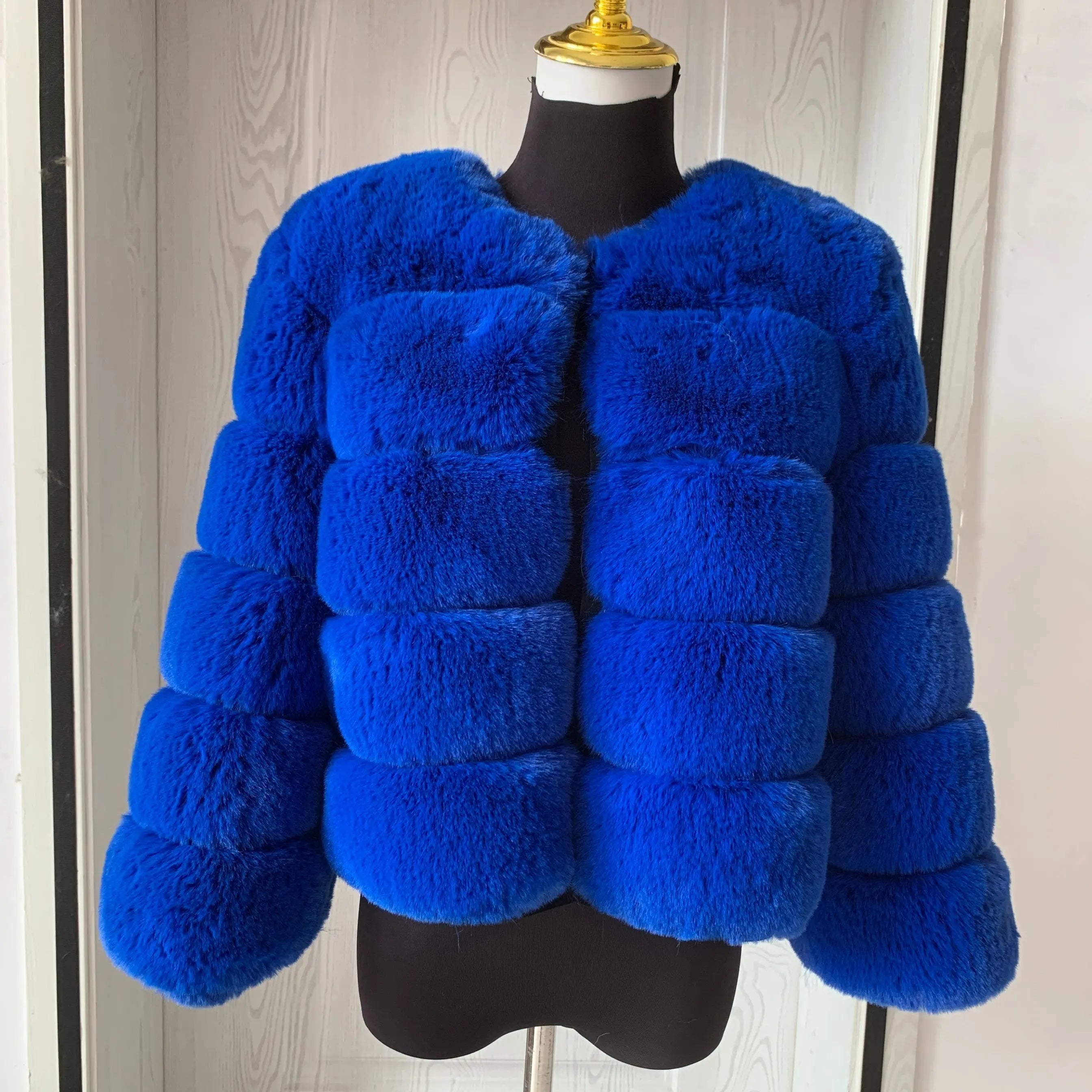 Amélie Vogue Foxiness Winter Coat | Stylish & Warm