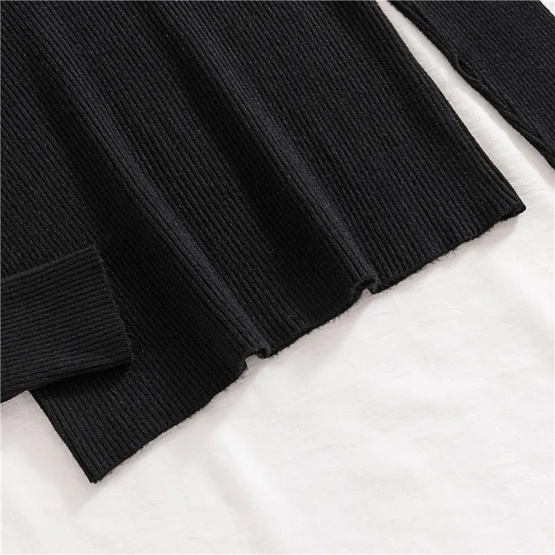 Sara Turtleneck | Soft & Trendy