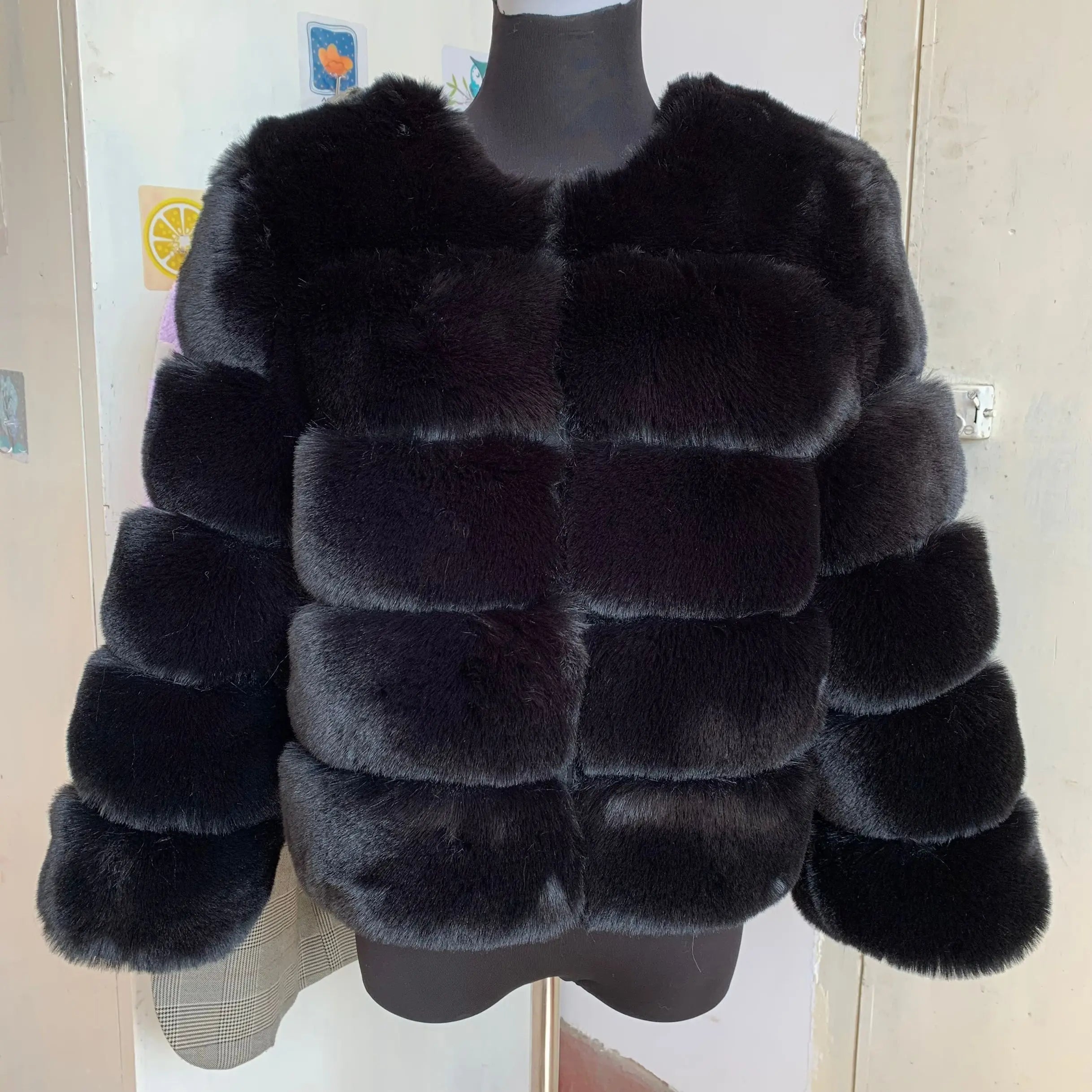 Amélie Vogue Foxiness Winter Coat | Stylish & Warm