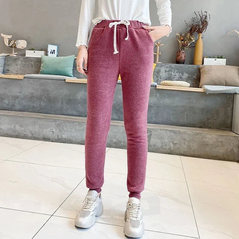 Winnie Sweatpants | Stylish & Versatile