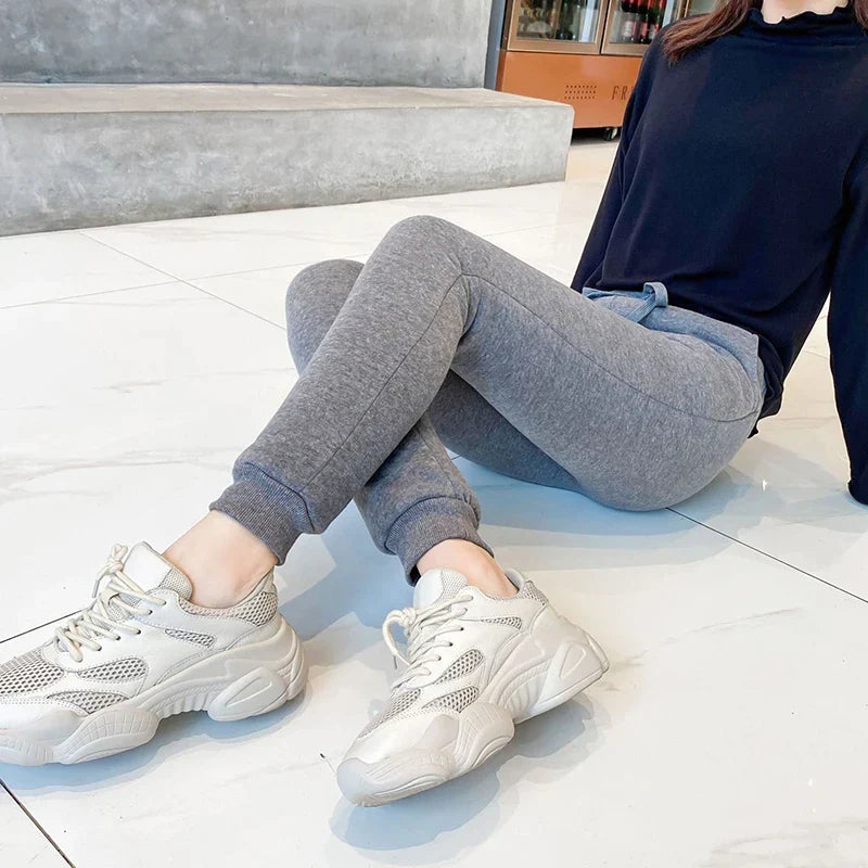 Winnie Sweatpants | Stylish & Versatile