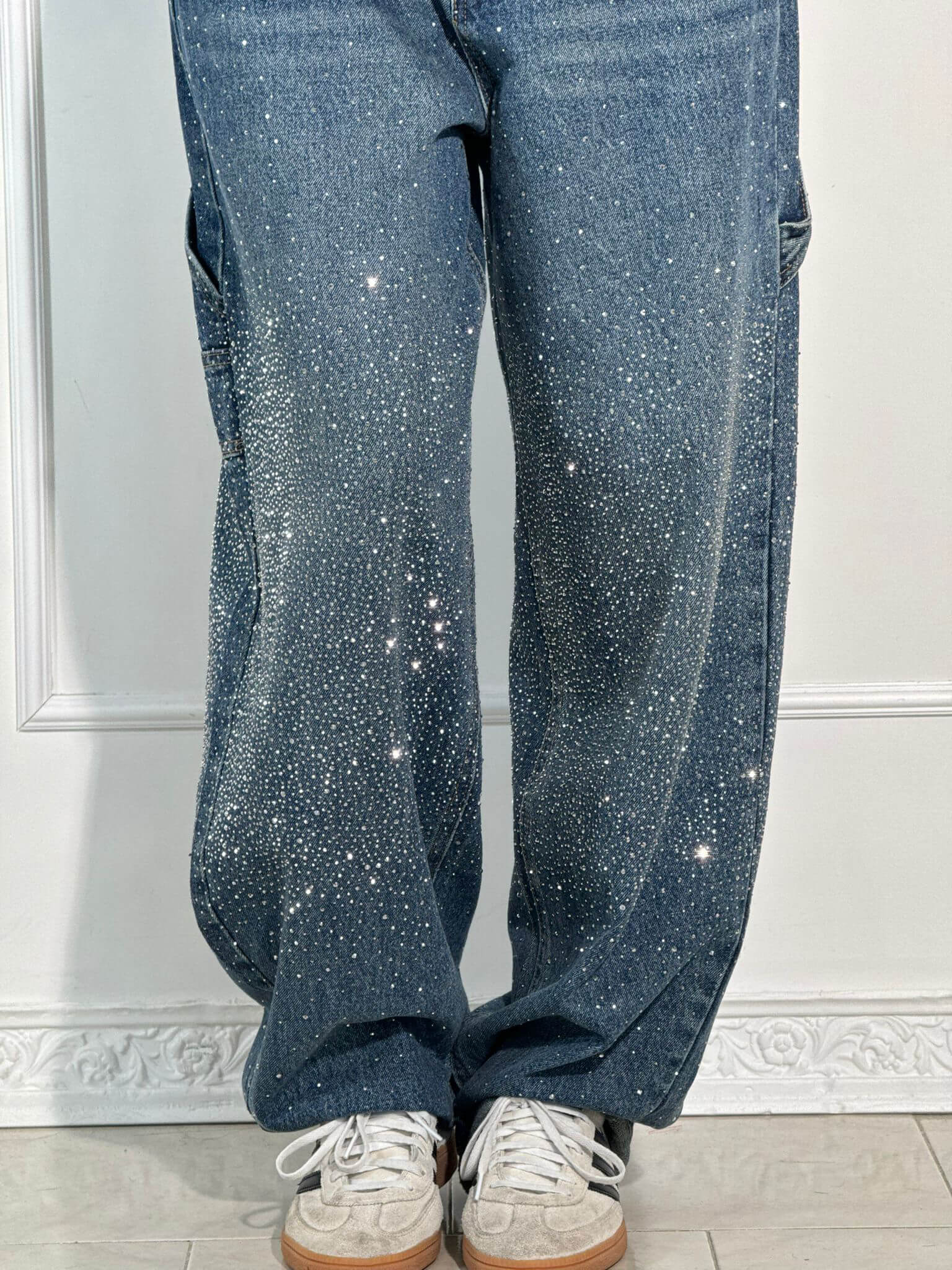 Women's Baggy Wide-Leg Jeans with Sparkly Detail