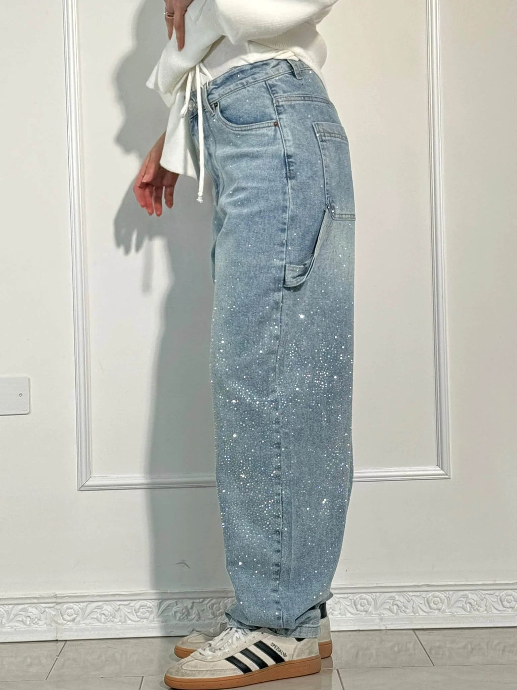 Women's Baggy Wide-Leg Jeans with Sparkly Detail