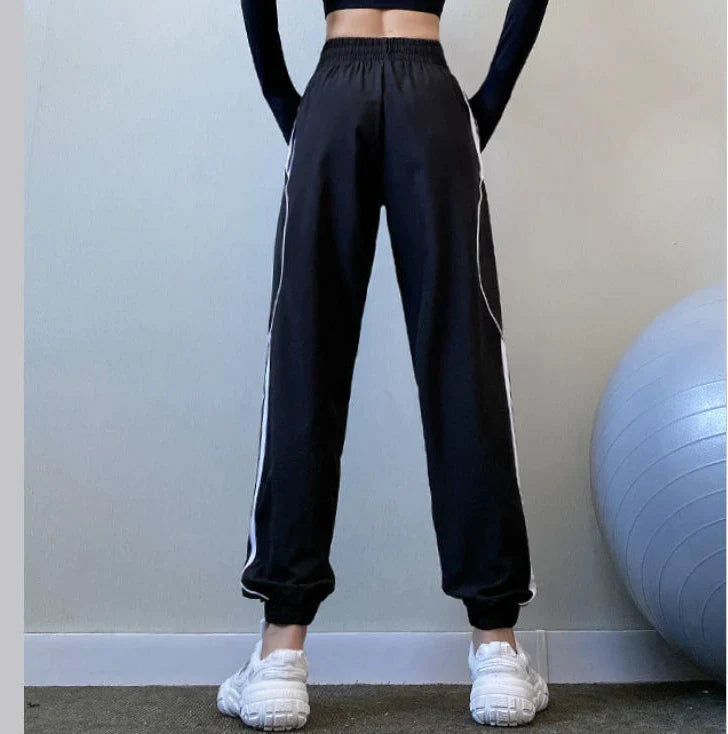 Carrie Sweatpants | Comfy & Stylish