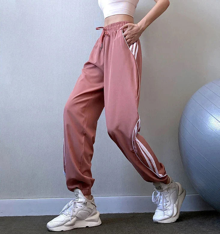 Carrie Sweatpants | Comfy & Stylish