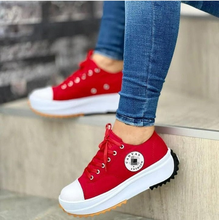 Maja Sneakers | You can never go wrong with these classics
