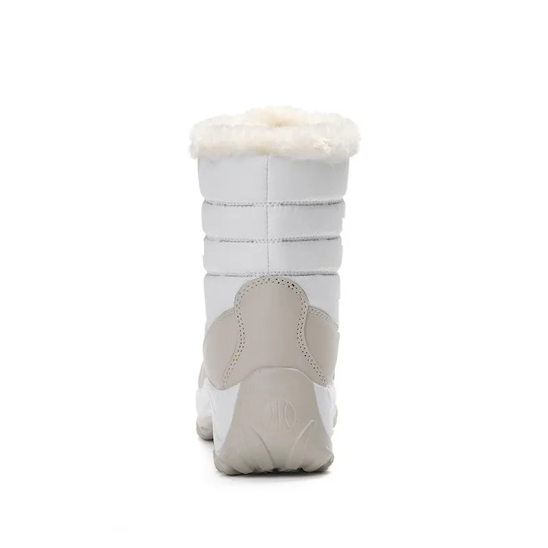 Fina Platform Snow Boots | Sporty & Casual