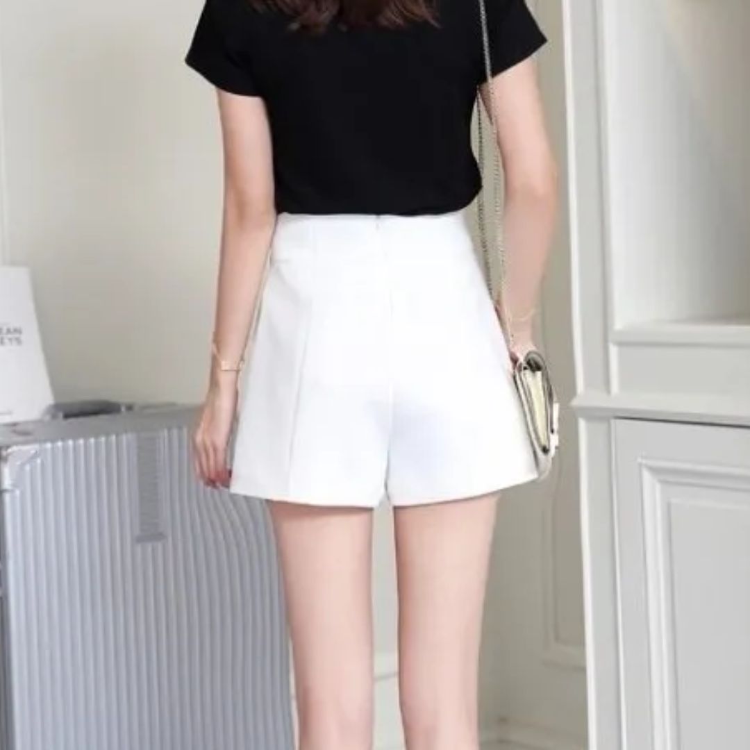 Sammy Jackson™ Emma Shorts | Casual & Chic