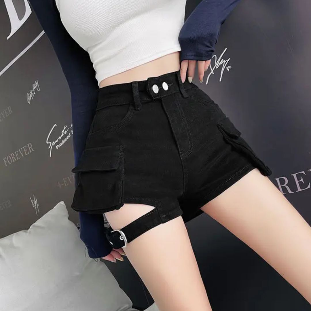 Sammy Jackson™ Amelia Cargo Shorts | Sexy & Vintage