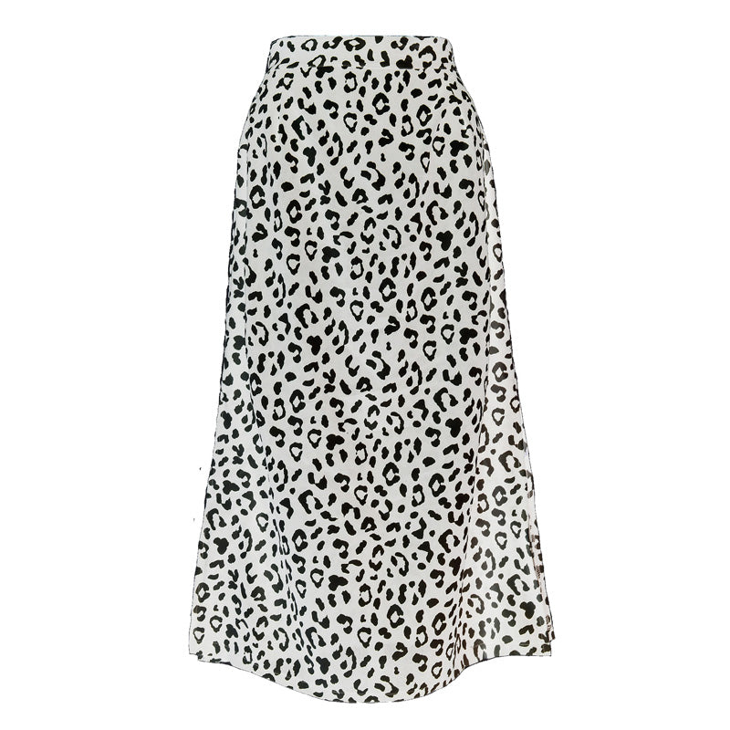 Lilly Leopard Skirt | A wildly cool skirt!