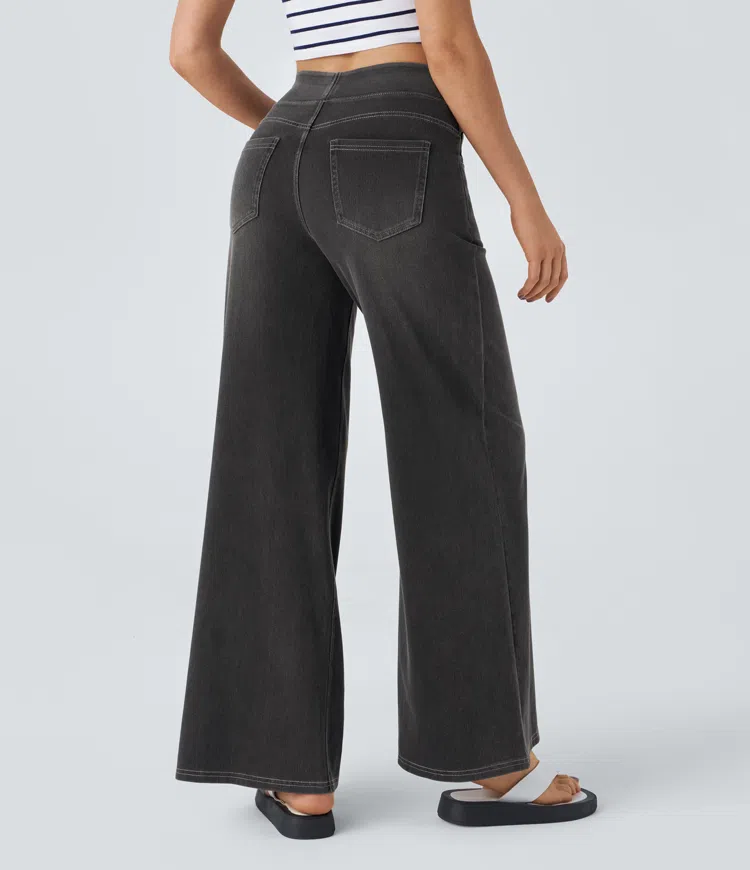 Women's High-Waisted Wide-Leg Jeans with Functional Pockets