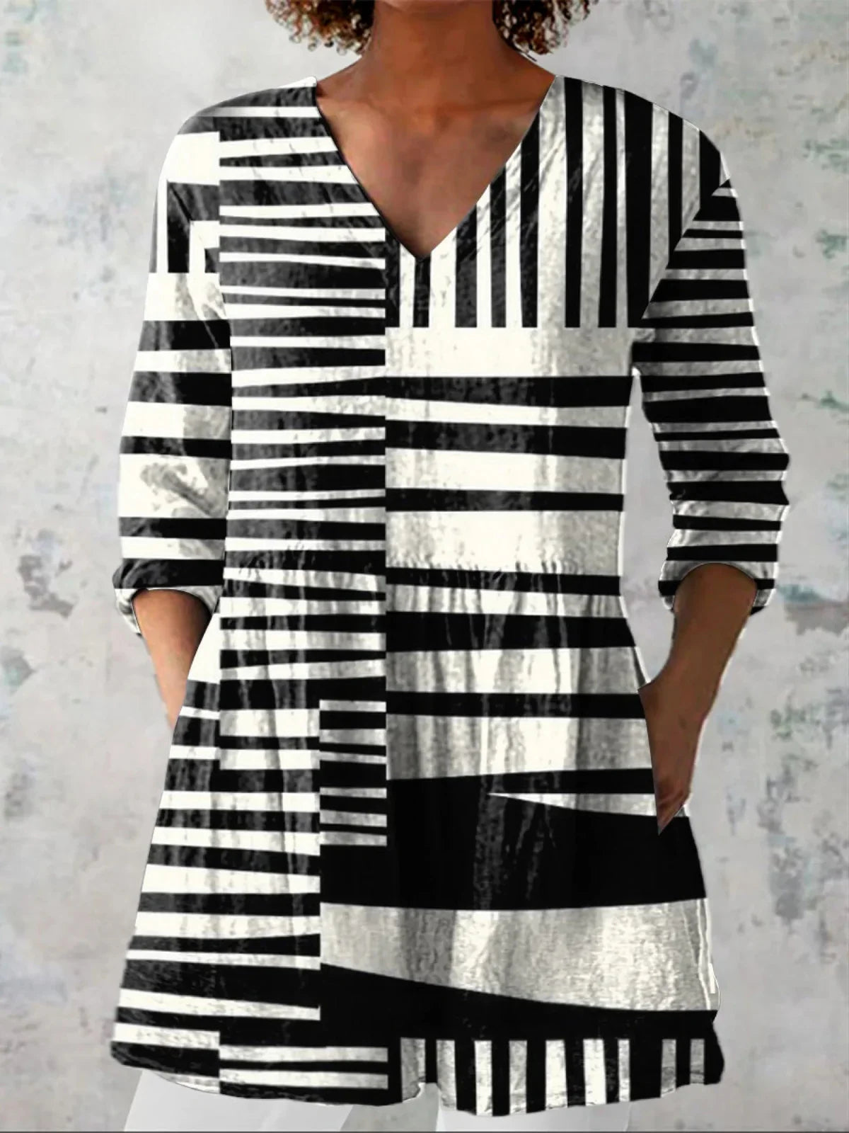 Women's V-Neck Striped Blouse with Three-Quarter Sleeves and Pockets